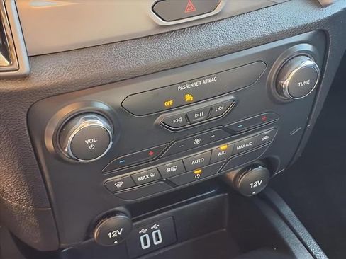 Used 2022 Ford Ranger XLT image 16