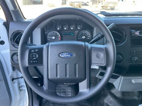 Used 2011 Ford F250 XL image 13