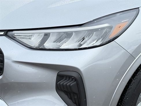 Certified 2023 Ford Escape ST-Line w/ Tech Pack #1 image 26