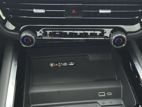 New 2026 Chevrolet Suburban RST w/ Comfort Package image 16