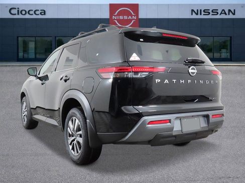 New 2026 Nissan Pathfinder SL AWD/4WD image 3