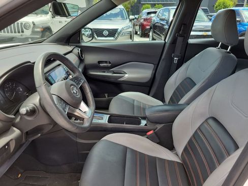 Used 2021 Nissan Kicks SR w/ SR Premium Package FWD image 23
