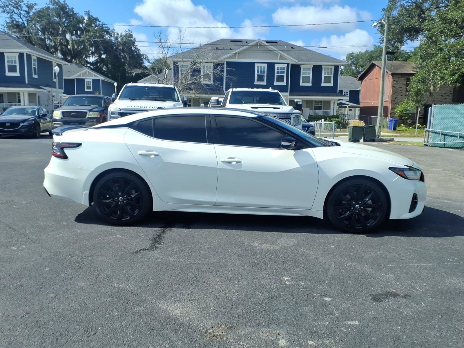 Used 2021 Nissan Maxima SR w/ Sport Mat Group FWD image 6