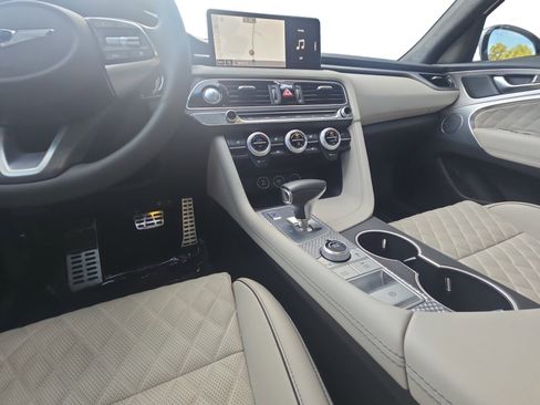 Used 2023 Genesis G70 3.3T w/ Sport Prestige Package image 11