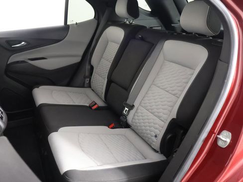 Used 2021 Chevrolet Equinox LT AWD/4WD image 29