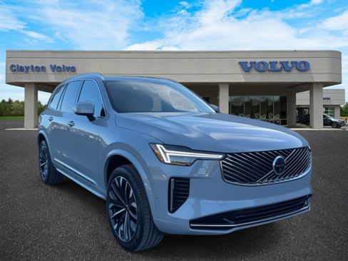 New 2025 Volvo XC90 B5 Plus image 1