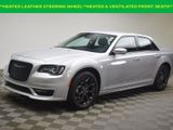 Used 2022 Chrysler 300 Touring L w/ Safetytec Plus Group image 2