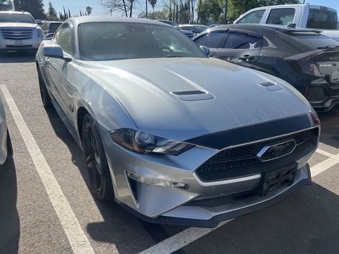 Used 2021 Ford Mustang Coupe image 2