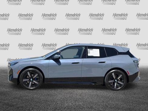 Used 2024 BMW iX xDrive50 w/ Premium Package AWD/4WD image 8