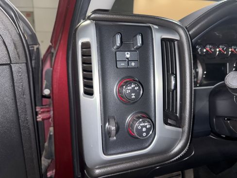 Used 2015 GMC Sierra 1500 SLE image 15