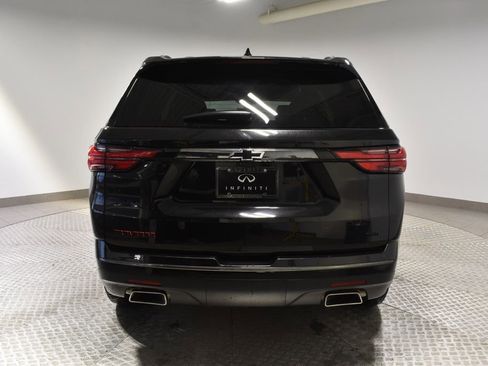 Used 2023 Chevrolet Traverse Premier w/ Redline Edition image 4