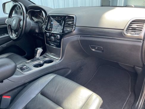 Used 2021 Jeep Grand Cherokee Limited AWD/4WD image 40