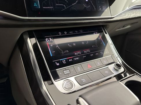 Used 2021 Audi Q7 3.0T Premium Plus AWD/4WD image 31