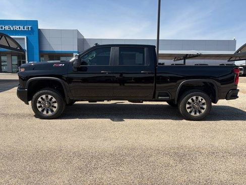 Used 2026 Chevrolet Silverado 2500 Custom w/ Custom Convenience Package AWD/4WD image 8