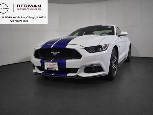 Used 2017 Ford Mustang GT RWD image 1