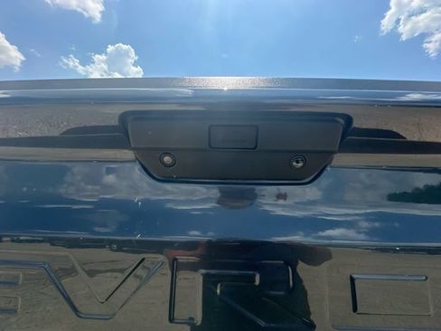 Used 2022 Chevrolet Silverado 1500 LT w/ Bed Protection Package AWD/4WD image 45
