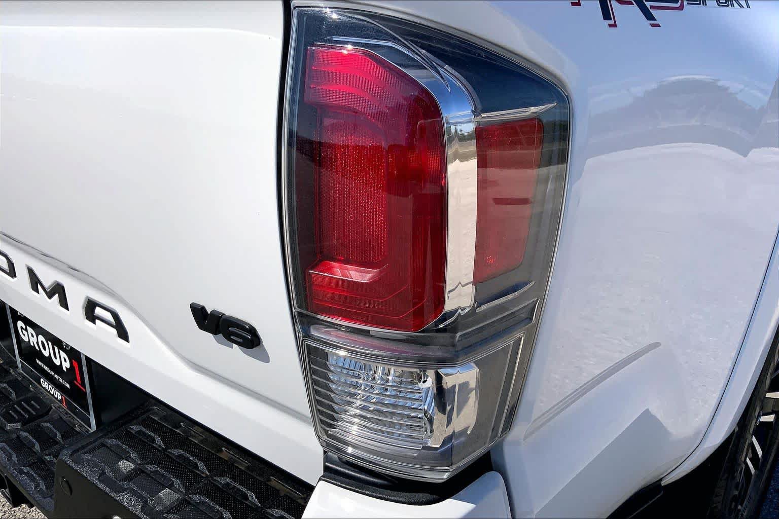 Used 2022 Toyota Tacoma TRD Sport w/ TRD Premium Sport Package RWD image 30