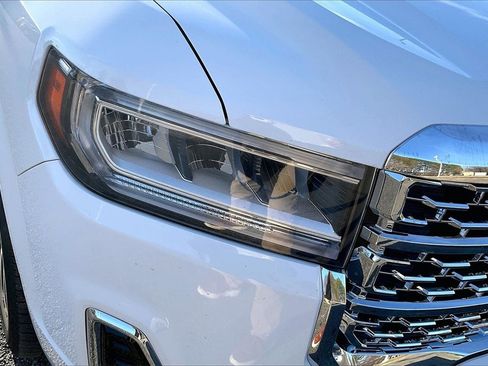 Used 2020 GMC Acadia Denali w/ Technology Package image 30