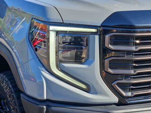 Certified 2024 GMC Sierra 1500 AT4X w/ AT4X AEV Edition AWD/4WD image 10