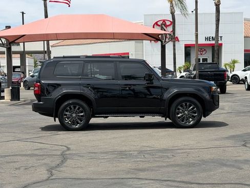 Used 2026 Toyota Land Cruiser w/ Premium Package AWD/4WD image 4