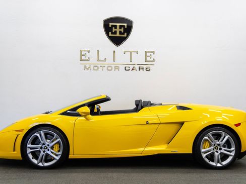 Used 2013 Lamborghini Gallardo LP 550-2 image 2