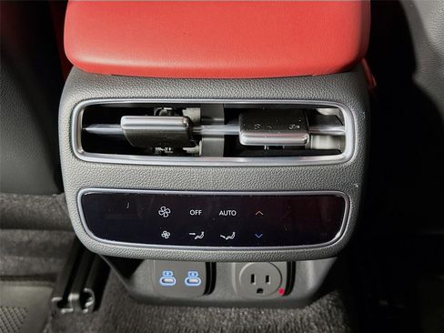 New 2026 Genesis GV70 2.5T Sport Prestige AWD/4WD image 27