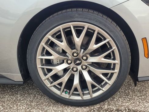 Certified 2025 Ford Mustang GT Premium image 11