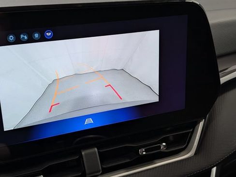 New 2027 Chevrolet Equinox LT FWD image 22