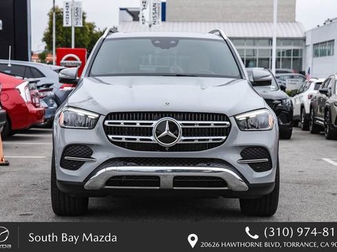 Used 2025 Mercedes-Benz GLE 450e 4MATIC image 2