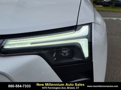 Used 2024 Chevrolet Blazer EV LT image 10