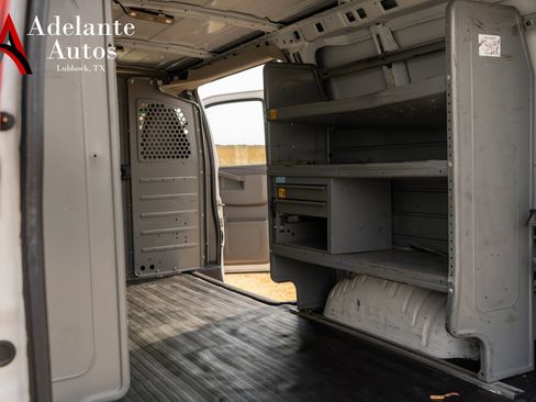 Used 2016 Chevrolet Express 2500 image 10