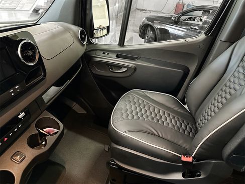 New 2026 Mercedes-Benz Sprinter 3500 image 23