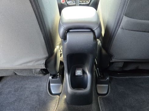 Used 2022 Honda HR-V EX image 17