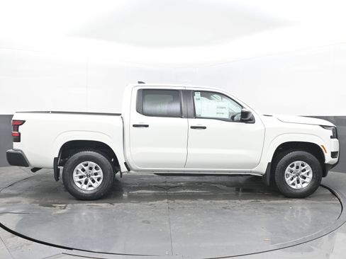 New 2026 Nissan Frontier S image 8