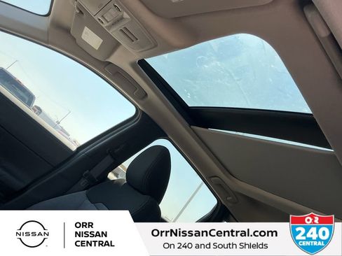 New 2025 Nissan Kicks SV w/ SV Premium Package AWD/4WD image 18