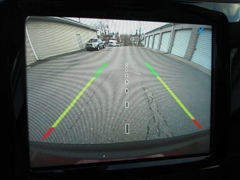 Used 2019 Jeep Cherokee Limited image 22