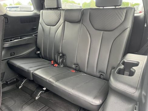 Used 2023 Hyundai Palisade SEL FWD image 38