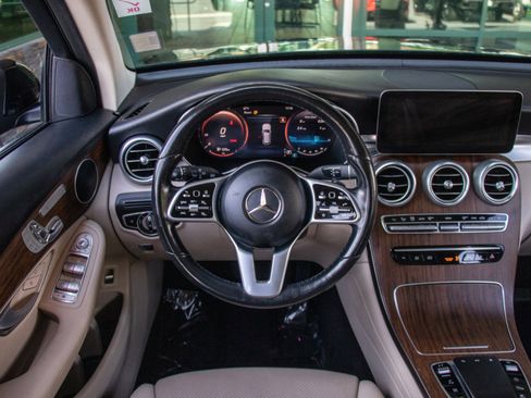Used 2022 Mercedes-Benz GLC 300 4MATIC image 12