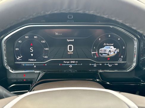 Used 2025 GMC Sierra 1500 SLT w/ SLT Premium Plus Package image 11