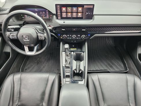 Used 2024 Honda Accord Touring image 31