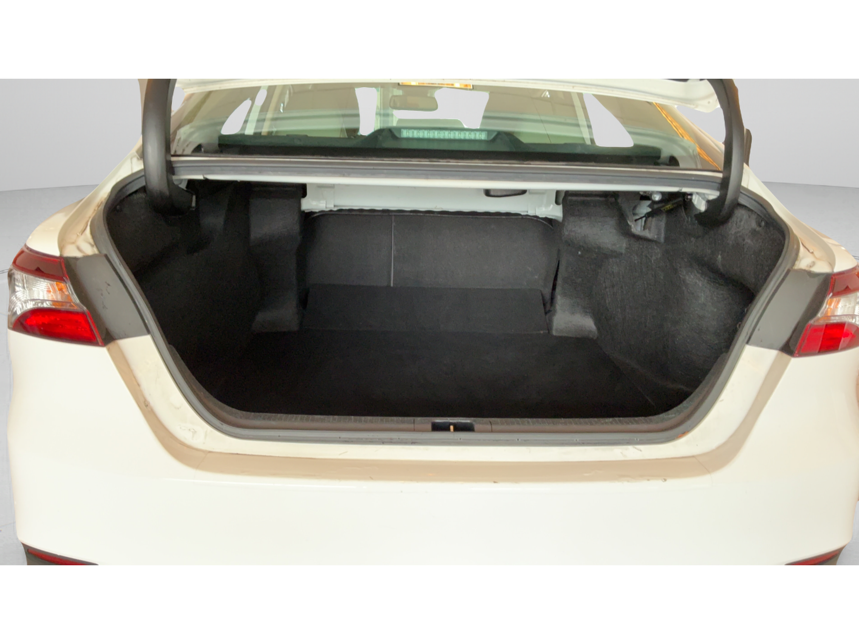 Certified 2024 Toyota Camry LE w/ Convenience Package FWD image 34