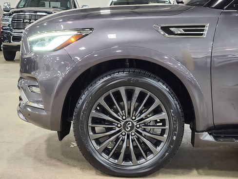 Used 2023 INFINITI QX80 Sensory w/ Cargo Package AWD/4WD image 5