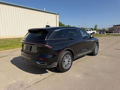 Used 2025 Lincoln Nautilus Premier w/ Equipment Group 102A AWD/4WD image 3