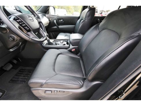 Used 2024 Nissan Armada SL w/ Midnight Edition Package image 13