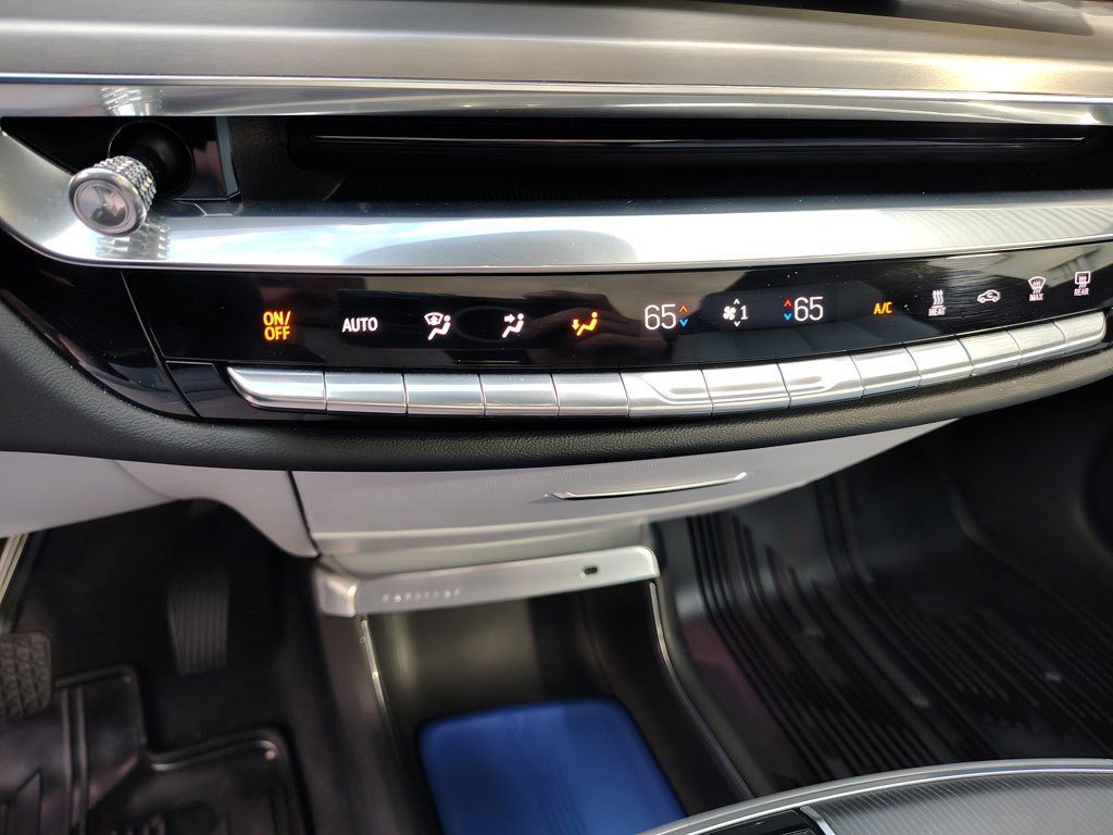 Used 2024 Cadillac Lyriq Luxury AWD/4WD image 27