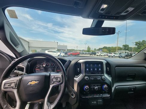 Used 2022 Chevrolet Silverado 1500 LT RWD image 17