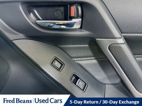Used 2017 Subaru Forester 2.5i Touring image 37