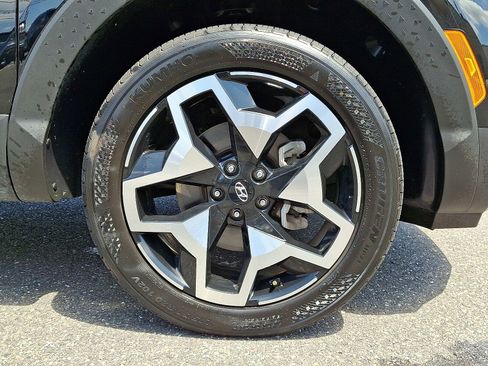 Used 2024 Hyundai Santa Cruz Limited image 8