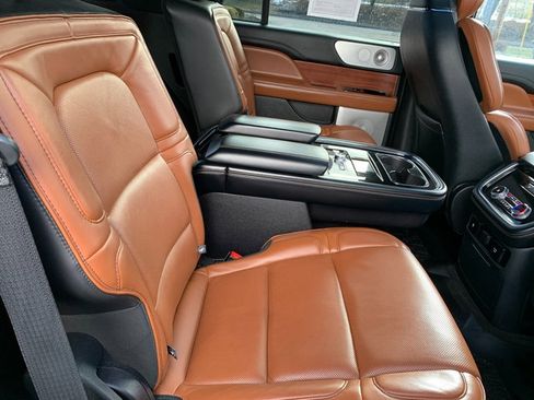 Used 2019 Lincoln Navigator Reserve w/ Cargo Package image 13