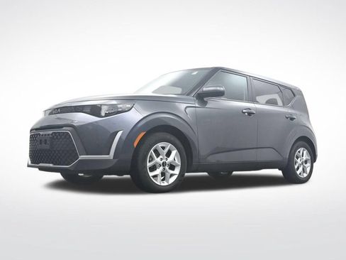 Used 2024 Kia Soul LX w/ Option Group 015 FWD image 30